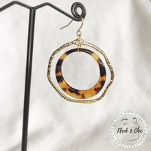 Load image into Gallery viewer, Traditional Tortoise Shell Double Layer Gold Hoop Earrings