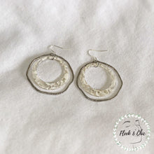 Load image into Gallery viewer, Arctic Silver Tortoise Shell Double Layer Hoop Earrings
