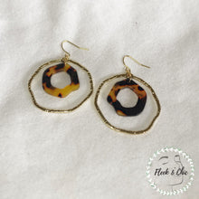 Load image into Gallery viewer, Traditional Tortoise Shell Double Layer Hexagonal Gold Hoop Earrings