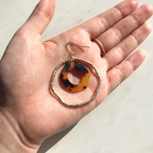 Load image into Gallery viewer, Traditional Tortoise Shell Double Layer Hexagonal Gold Hoop Earrings