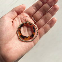 Load image into Gallery viewer, Traditional Tortoise Shell Double Layer Gold Hoop Earrings