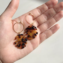 Load image into Gallery viewer, Traditional Tortoise Shell Monstera Leaf Hoop Earrings