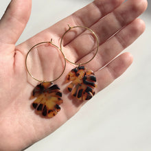 Load image into Gallery viewer, Traditional Tortoise Shell Monstera Leaf Hoop Earrings