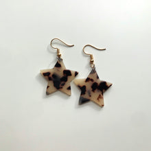 Load image into Gallery viewer, Blonde Tortoise Shell Star Earrings