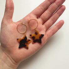 Load image into Gallery viewer, Traditional Tortoise Shell Star Earrings