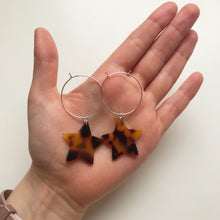 Load image into Gallery viewer, Traditional Tortoise Shell Star Earrings