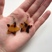 Load image into Gallery viewer, Traditional Tortoise Shell Star Earrings