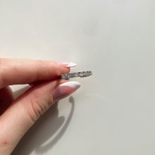 Load image into Gallery viewer, Delicate Cubic Zirconia Stacking Rings