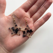 Load image into Gallery viewer, Blonde Tortoise Shell Star Earrings