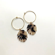 Load image into Gallery viewer, Blonde Tortoise Shell Monstera Leaf Hoop Earrings