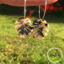 Load image into Gallery viewer, Blonde Tortoise Shell Monstera Leaf Hoop Earrings
