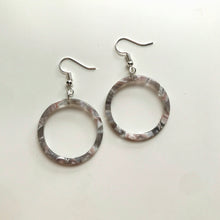 Load image into Gallery viewer, Grey Quartz Tortoise Shell Hoop Earrings
