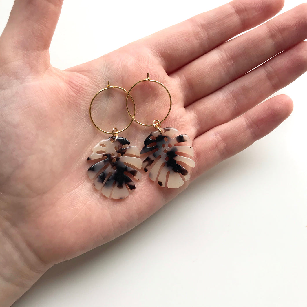 Blonde Tortoise Shell Monstera Leaf Hoop Earrings