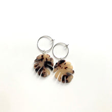 Load image into Gallery viewer, Blonde Tortoise Shell Monstera Leaf Hoop Earrings
